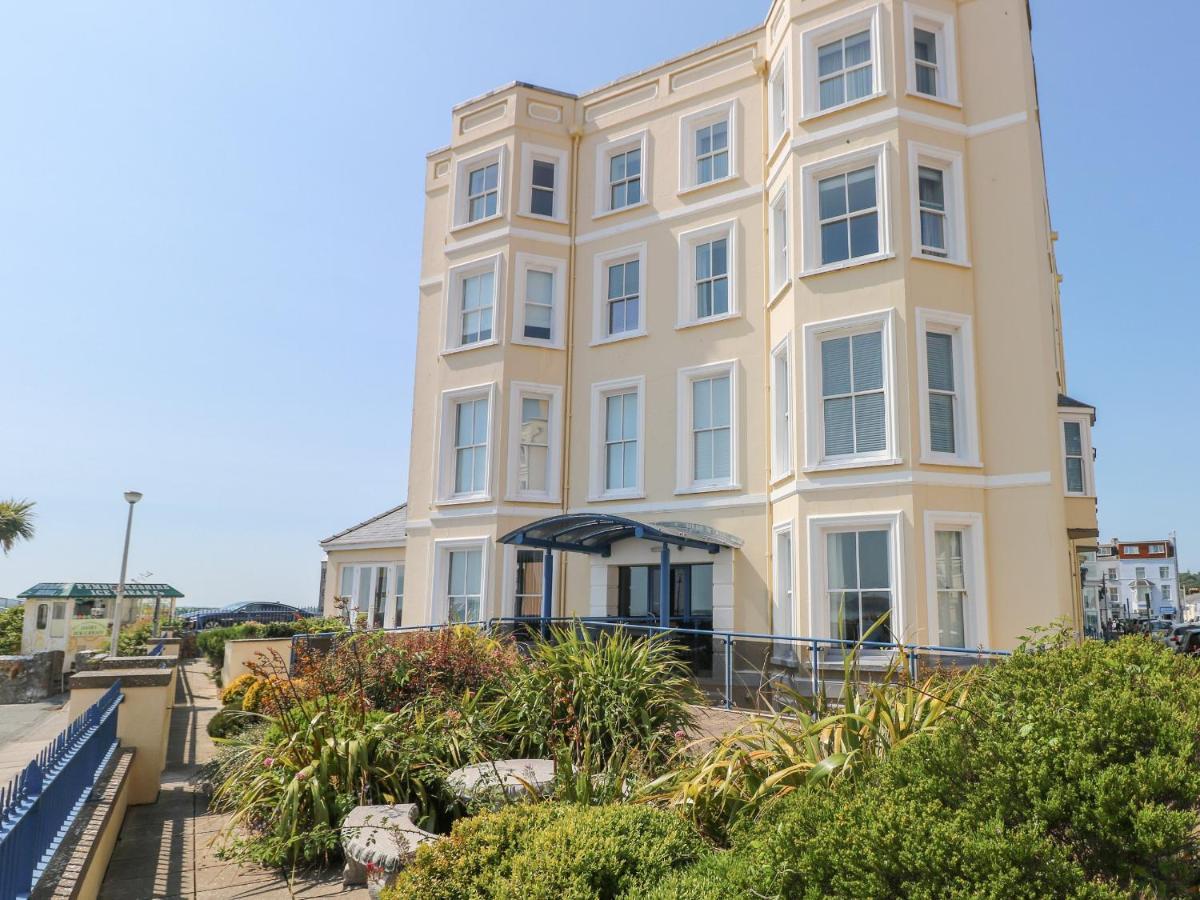 6 South Beach Court Tenby Exterior foto